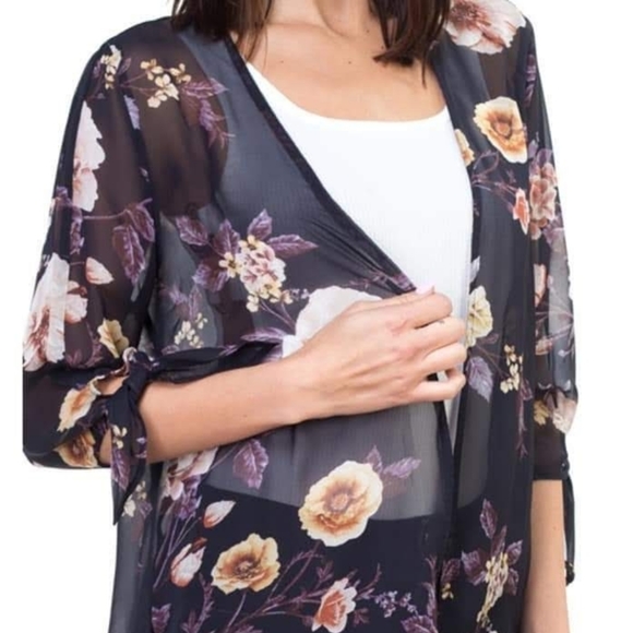 Floral Kimono - Picture 3 of 3